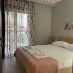 Apartman Pearl House Skg Néi Epivátesz