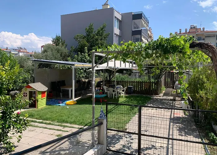 Pearl House Skg Néoi Epivátai